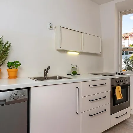 Apartmán Beautiful In With Kitchen